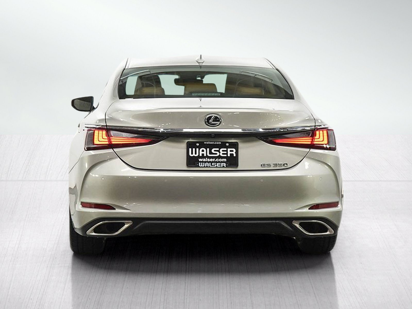 Used 2024 Lexus ES 350 w/ Premium Package FWD image 4