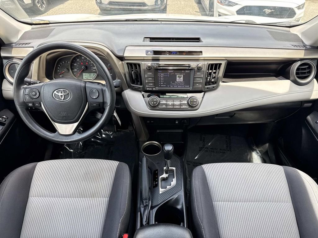 Used 2015 Toyota RAV4 XLE AWD/4WD image 19