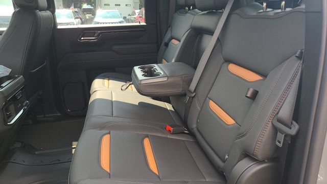New 2026 GMC Sierra 2500 AT4 w/ Technology Package AWD/4WD image 21