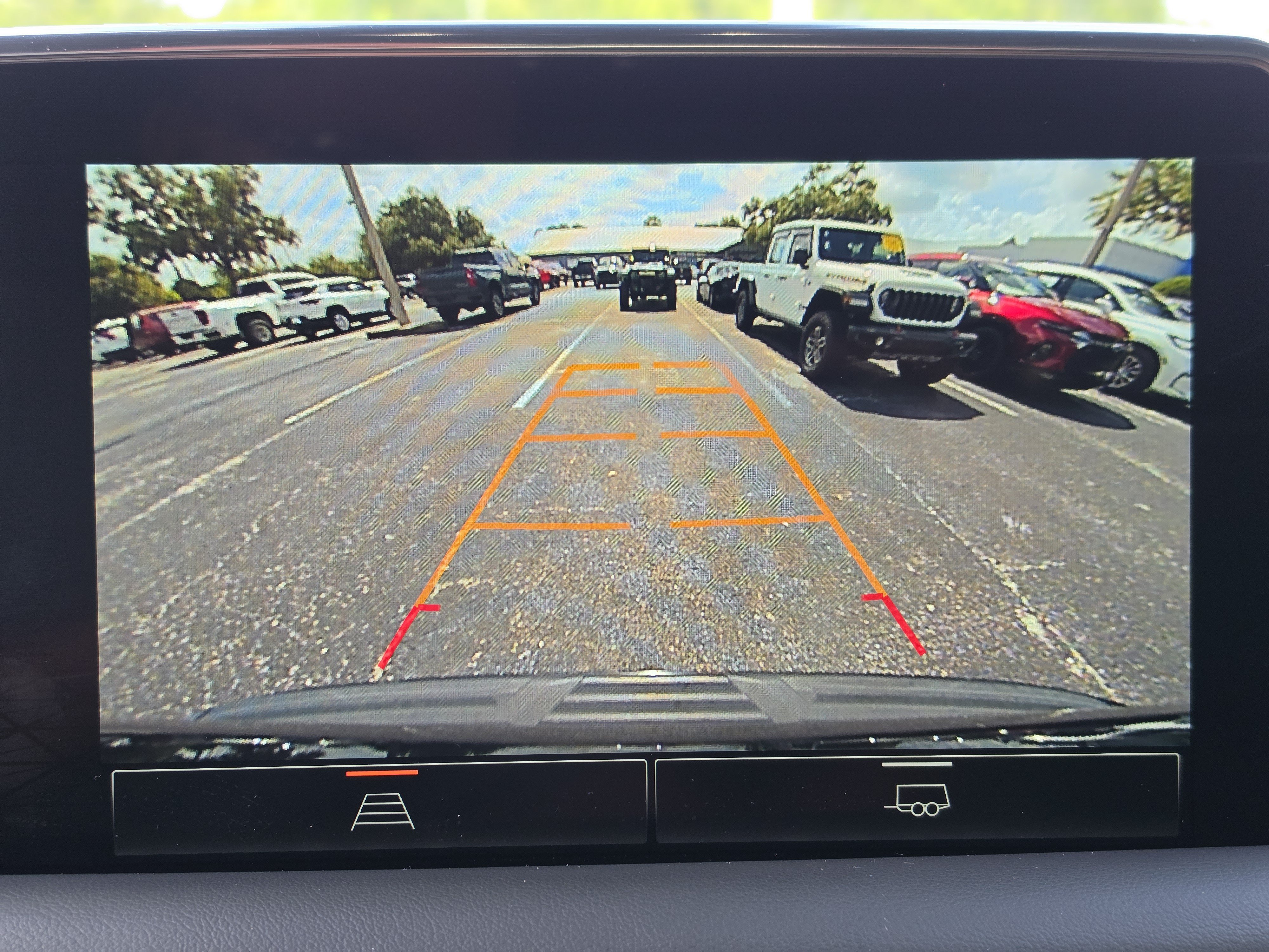 Certified 2023 GMC Yukon SLT RWD image 30
