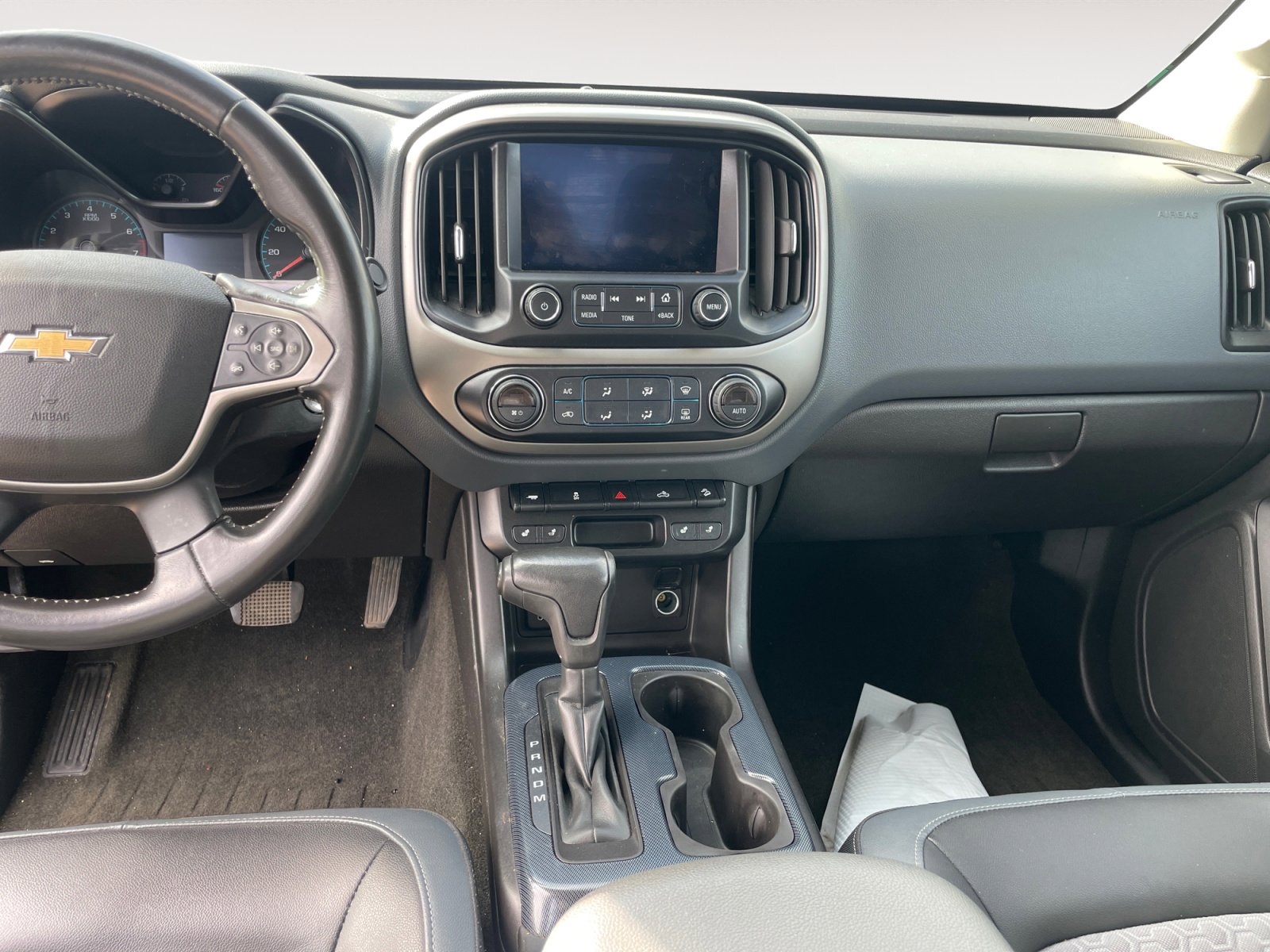 Used 2015 Chevrolet Colorado Z71 AWD/4WD image 11