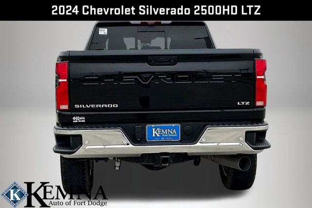 Used 2024 Chevrolet Silverado 2500 LTZ w/ LTZ Premium Package image 6