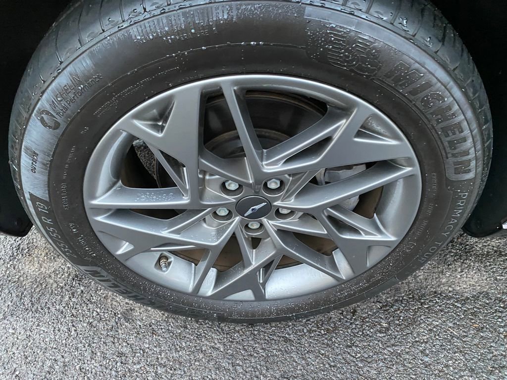 Certified 2022 Genesis GV70 2.5T w/ Advanced Package image 9