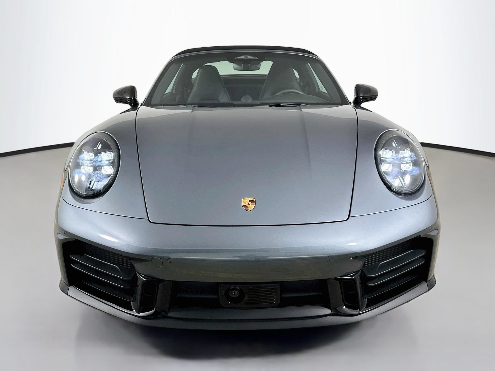 Used 2026 Porsche 911 Targa 4S AWD/4WD image 2