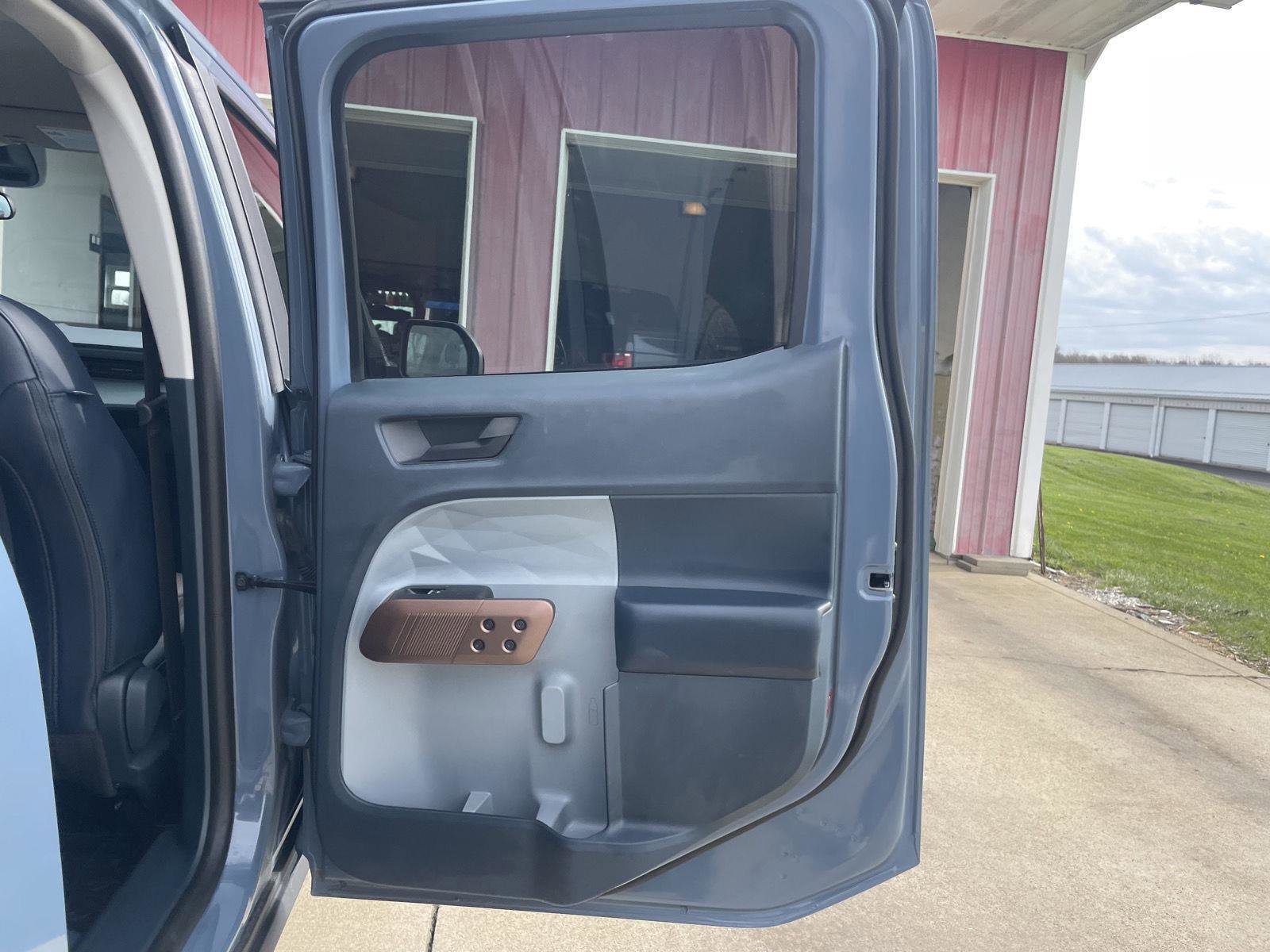 Used 2024 Ford Maverick Lariat w/ 4K Tow Package image 23