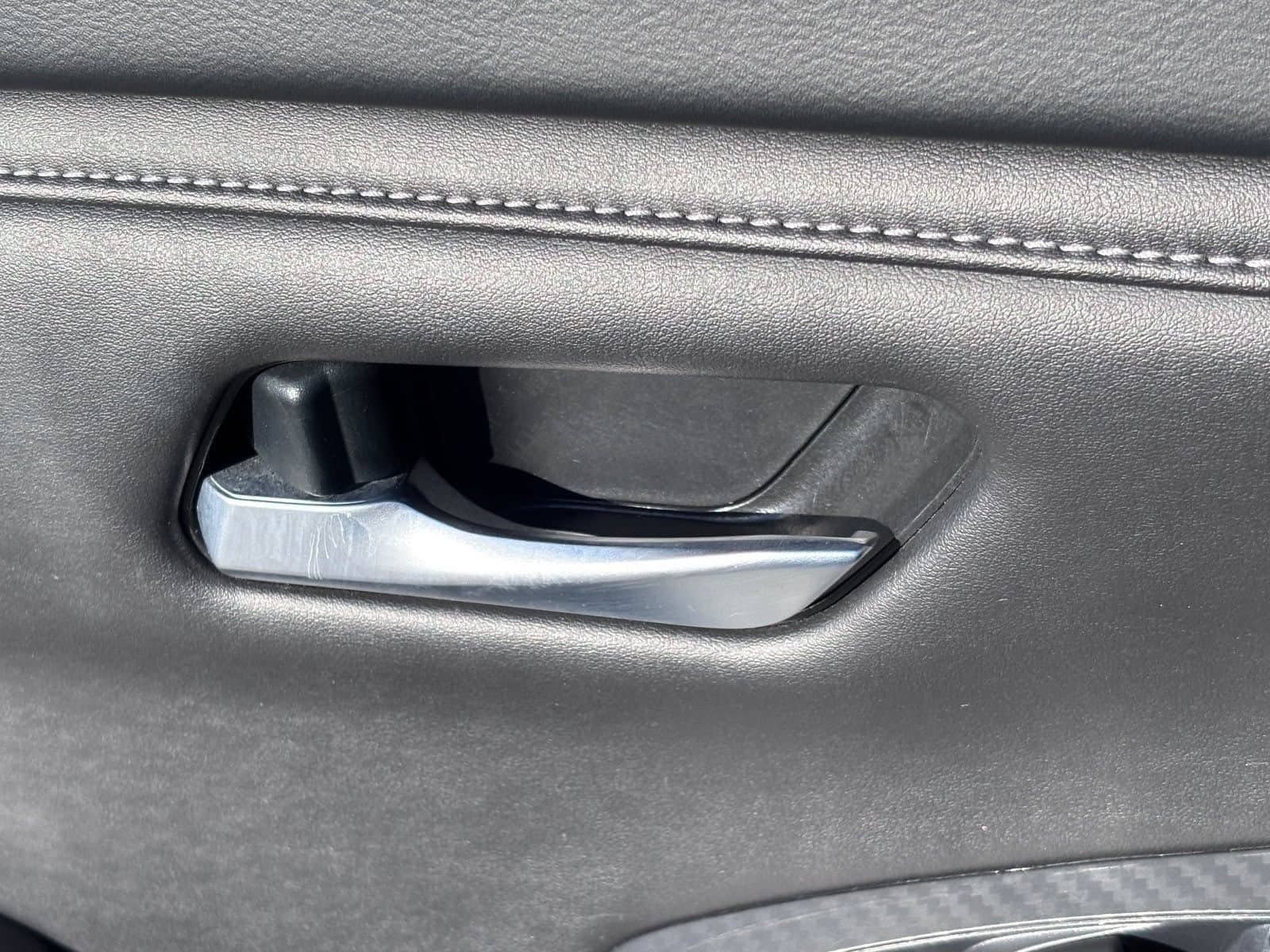 Used 2025 Nissan Sentra SV FWD image 19