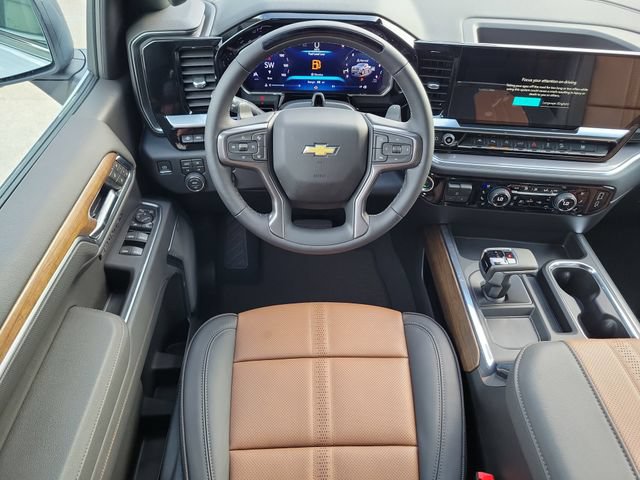 New 2026 Chevrolet Silverado 1500 High Country w/ Technology Package AWD/4WD image 16