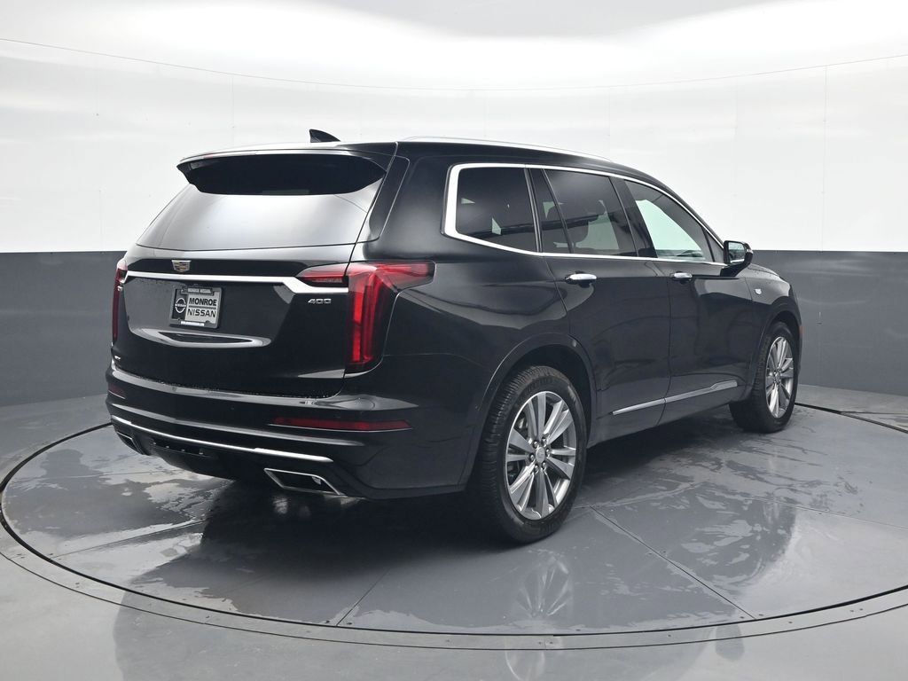 Used 2022 Cadillac XT6 Premium Luxury w/ Technology Package image 7