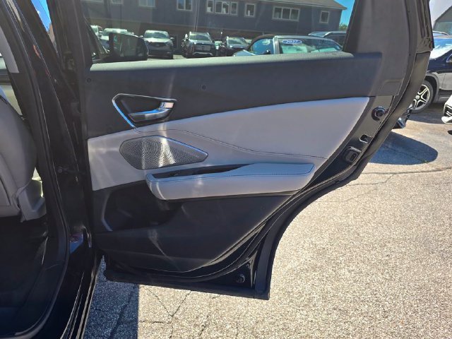 Used 2025 Acura RDX w/ Advance Package AWD/4WD image 19