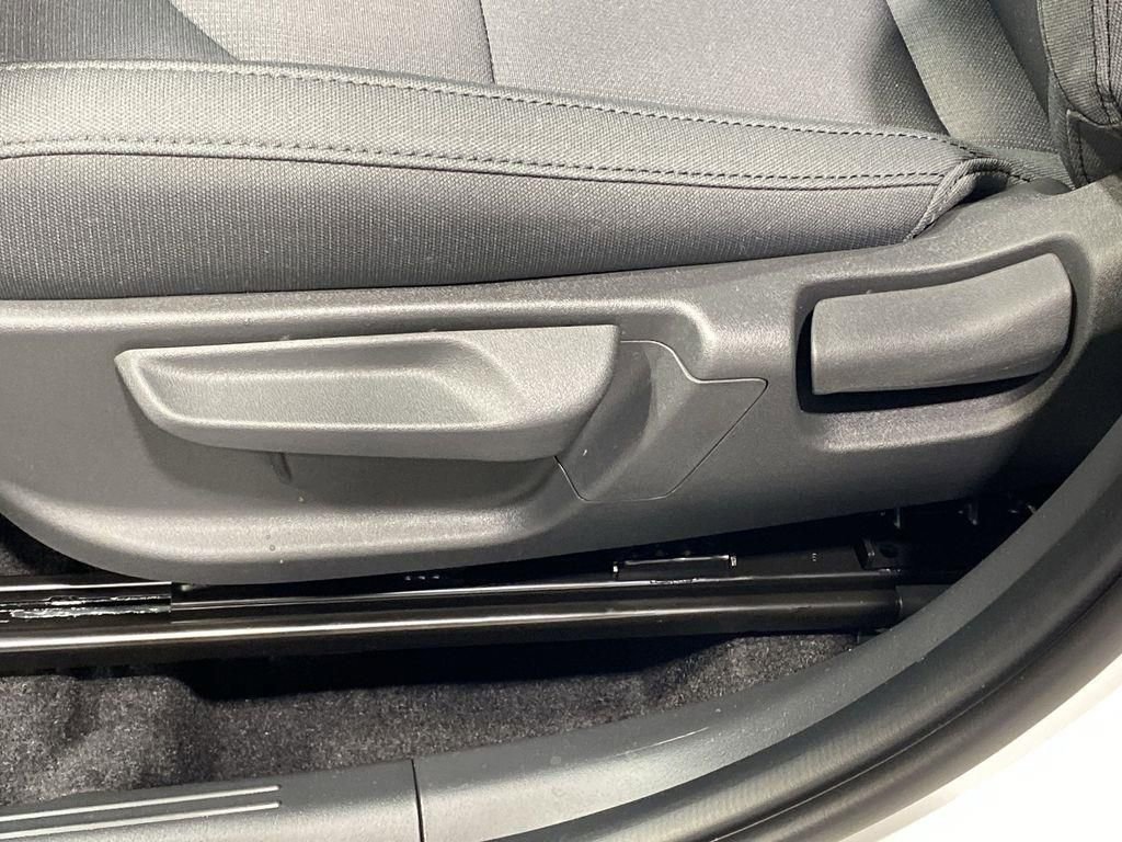 New 2026 Kia Niro LX FWD image 13