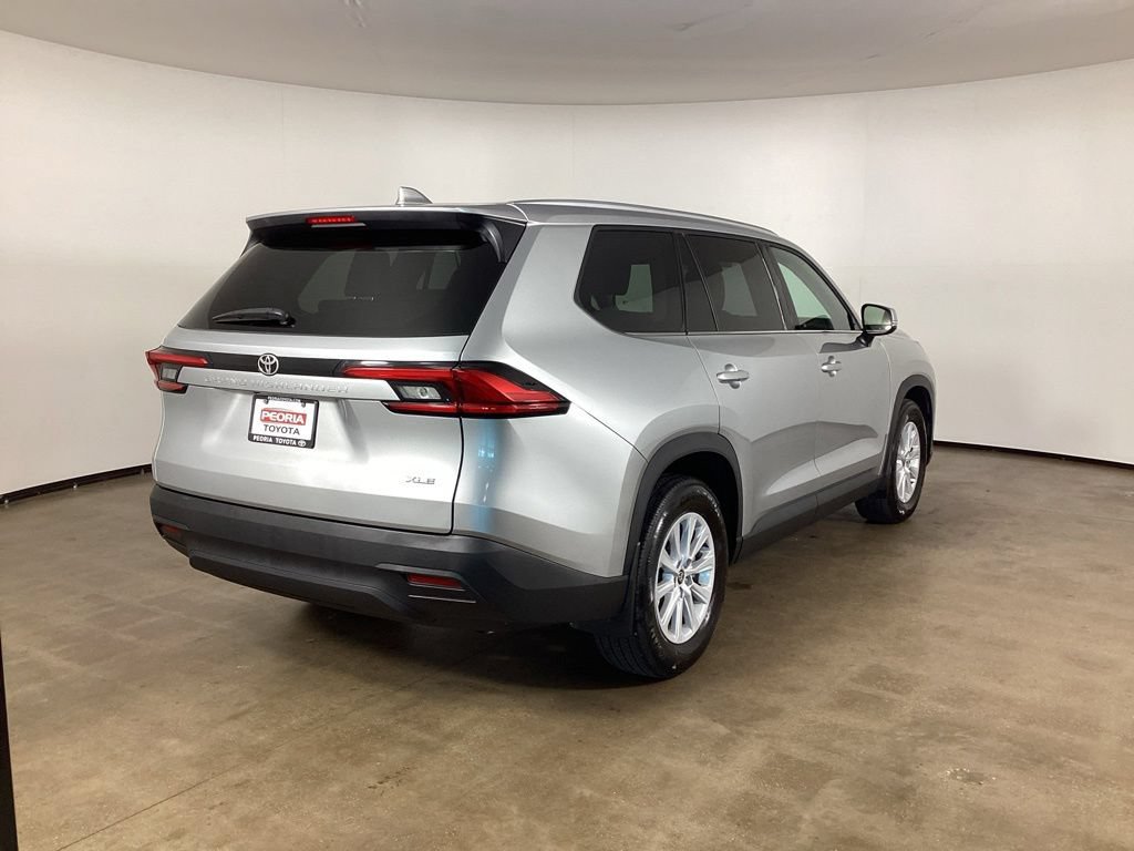 Used 2024 Toyota Grand Highlander AWD image 5