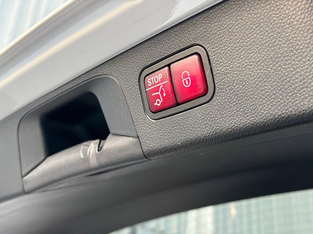 Used 2017 Mercedes-Benz GLC 300 GLC 300 image 9