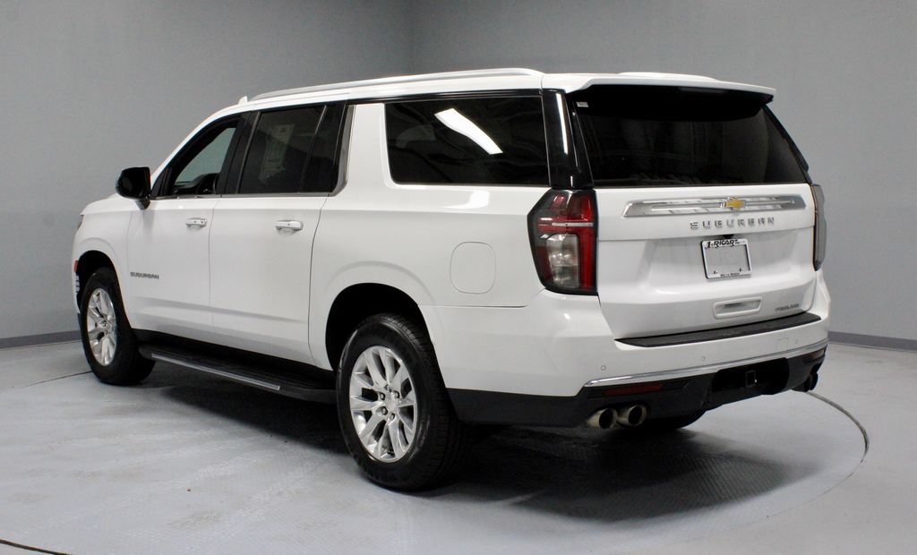 Used 2023 Chevrolet Suburban Premier AWD/4WD image 9