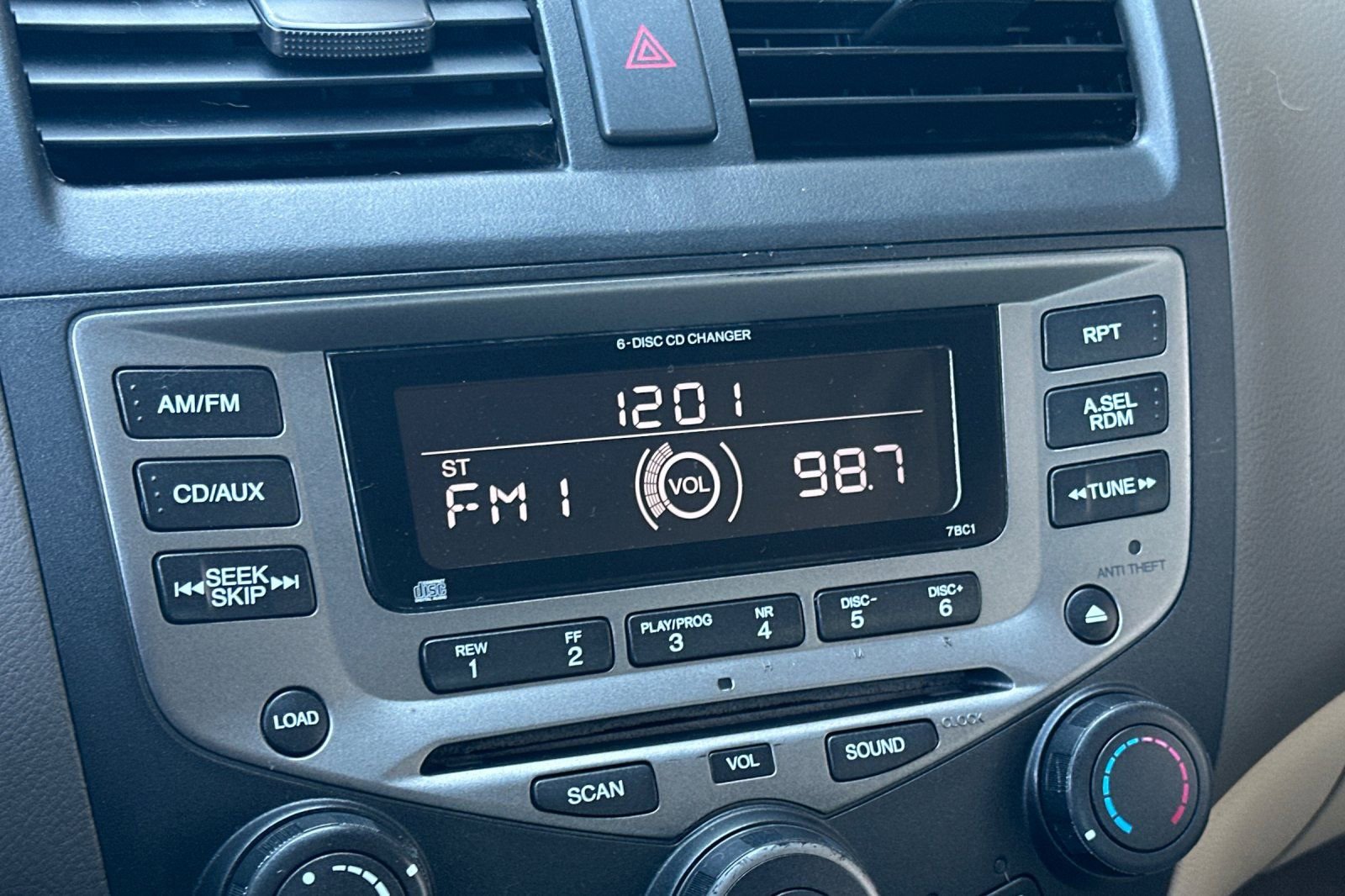 Used 2007 Honda Accord SE image 16