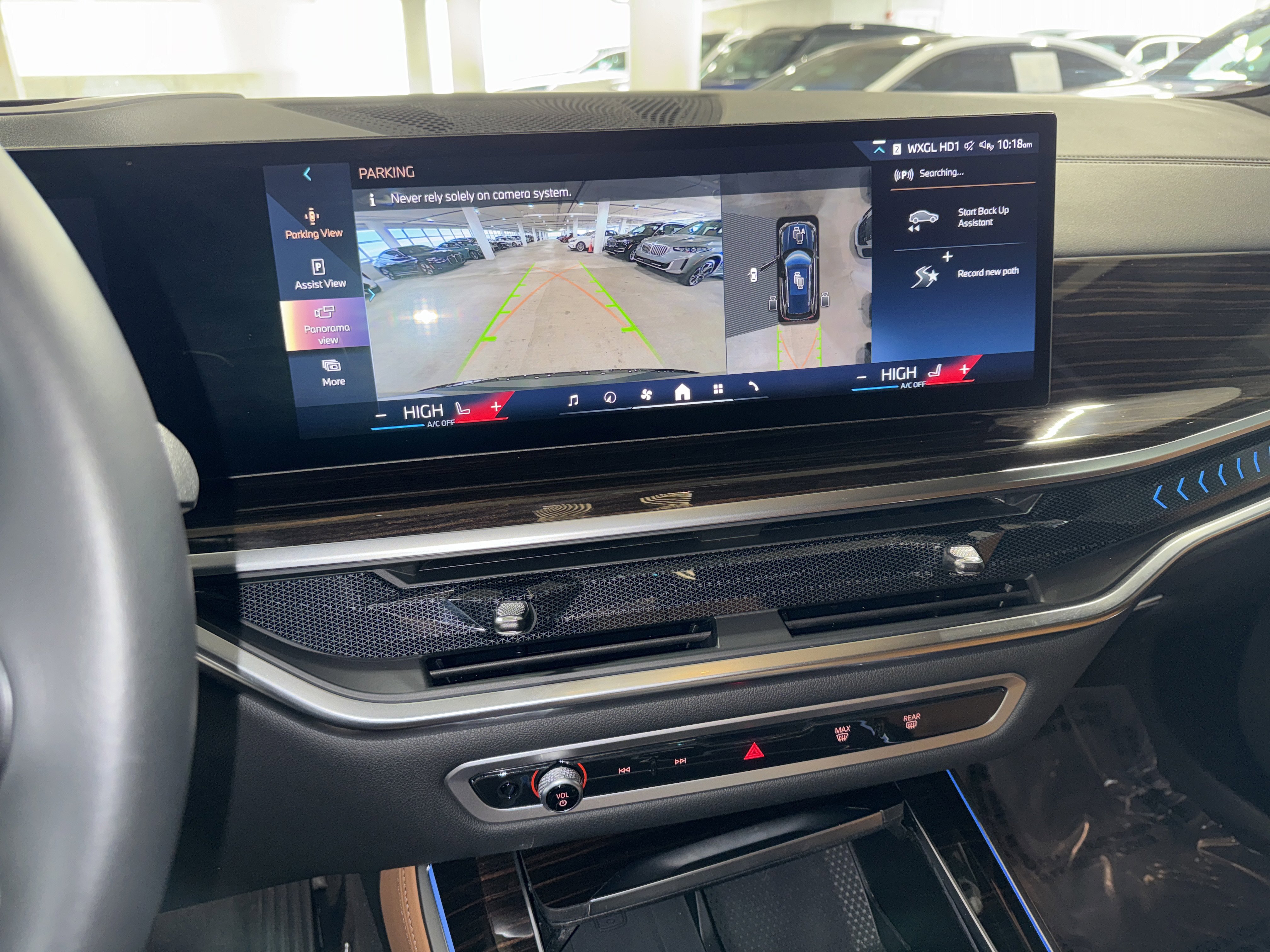 Certified 2024 BMW X5 xDrive40i w/ Premium Package image 27