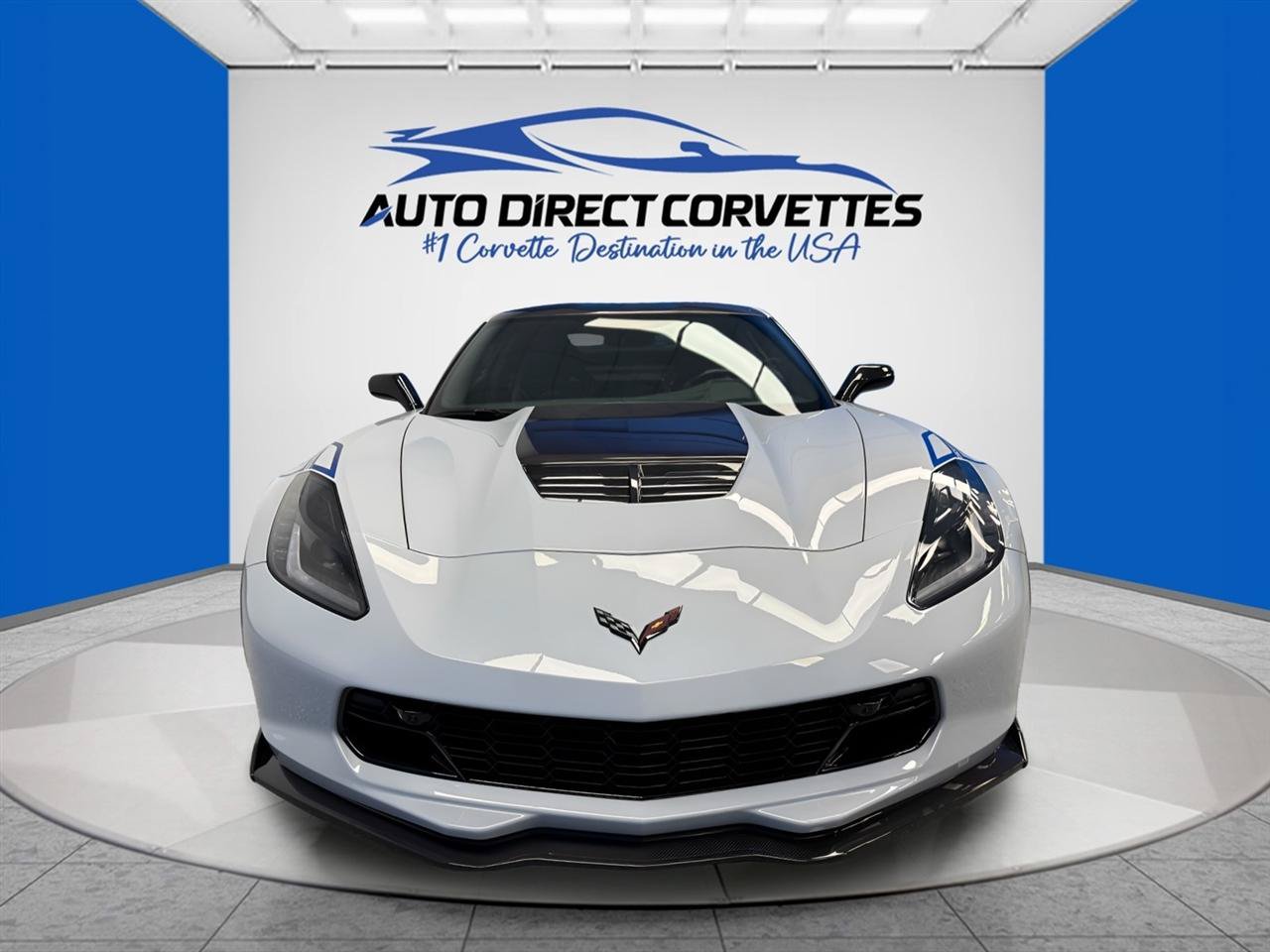 Used 2018 Chevrolet Corvette Z06 w/ Carbon 65 Edition RWD image 12