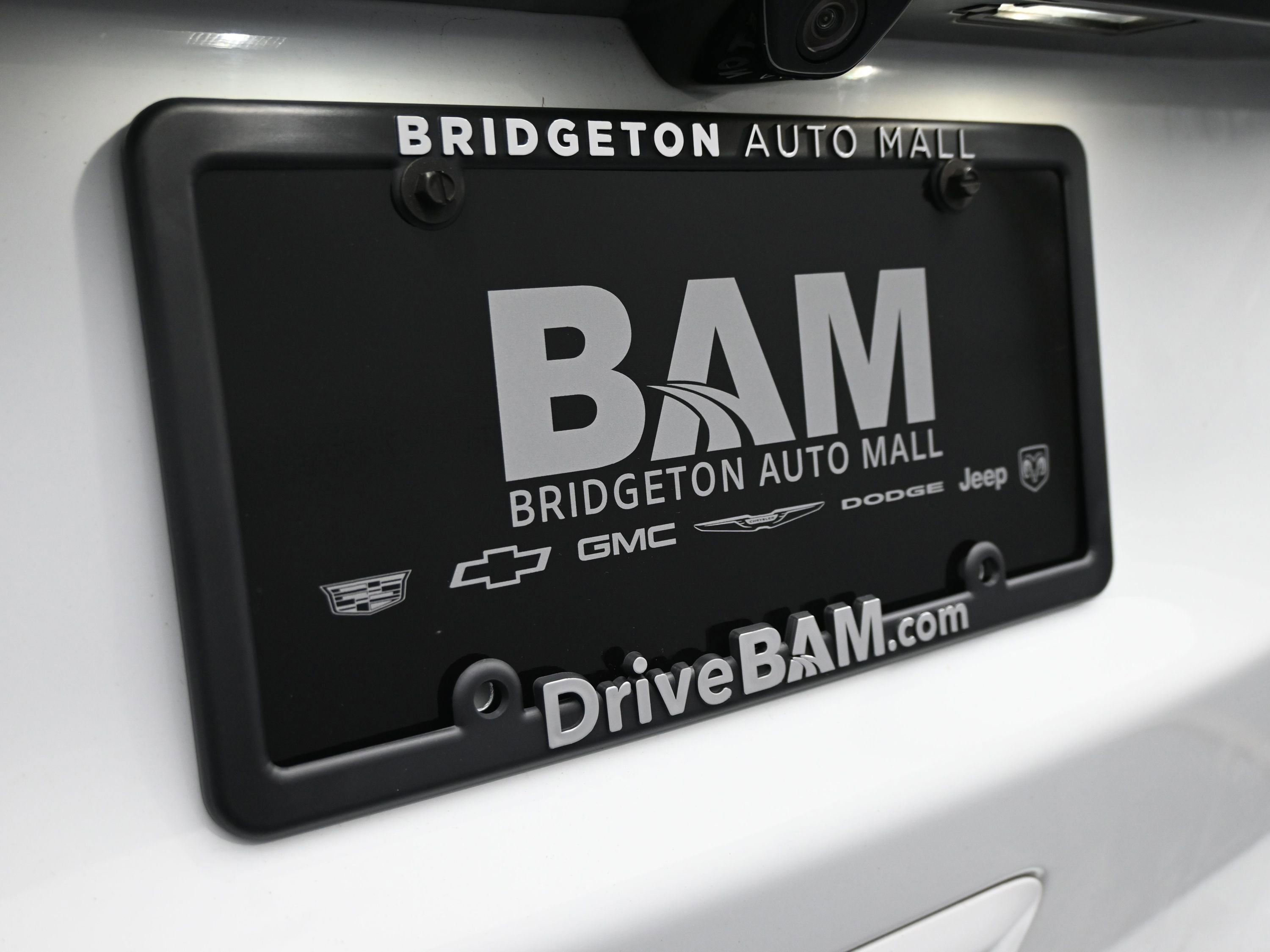 Used 2023 Chrysler Voyager LX image 30