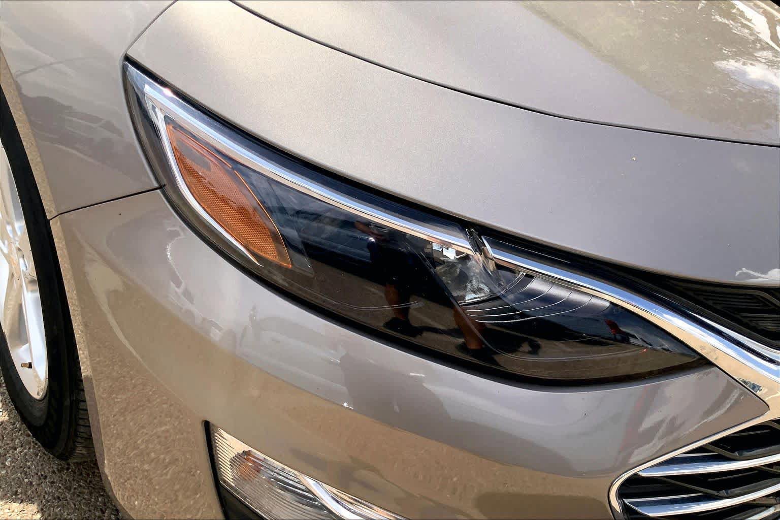 Used 2025 Chevrolet Malibu LS FWD image 35