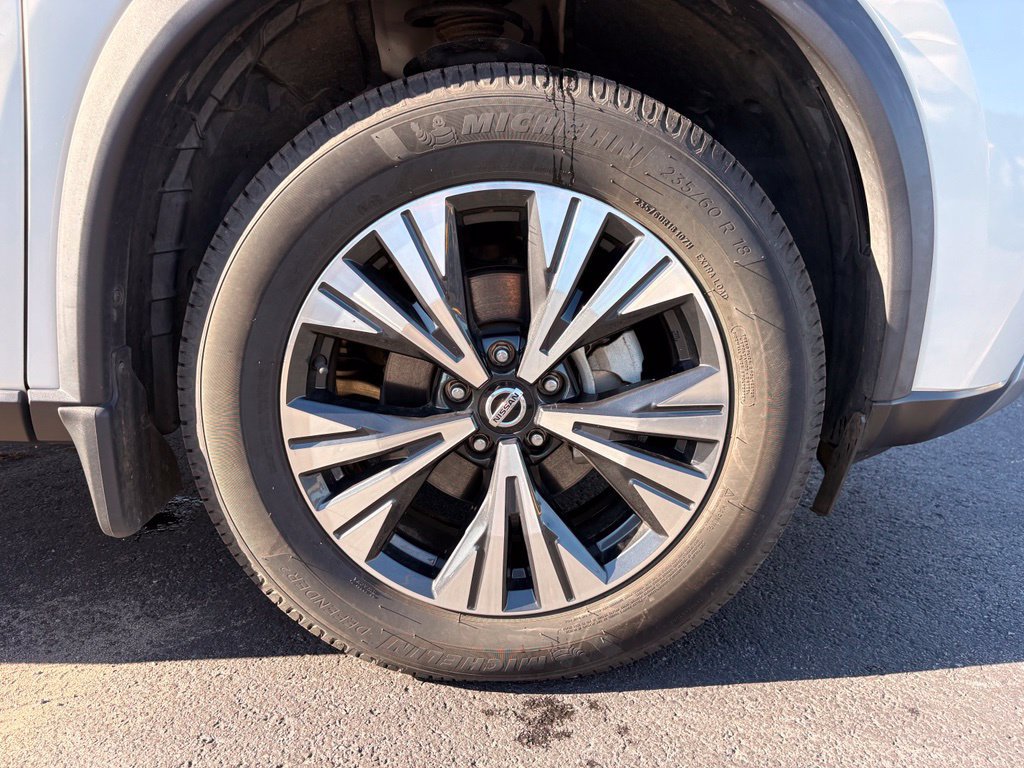 Used 2021 Nissan Rogue SV FWD image 32
