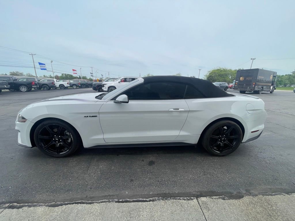 Used 2018 Ford Mustang Premium w/ Black Accent Package RWD image 19
