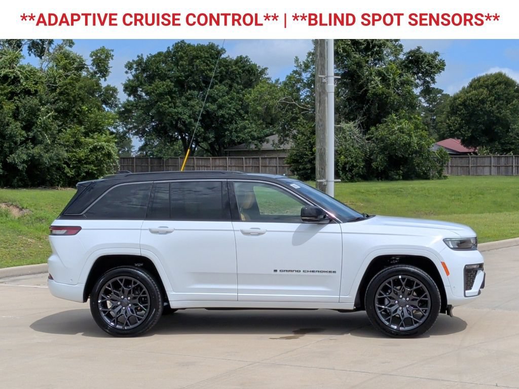 New 2026 Jeep Grand Cherokee Summit w/ Obsidian Package AWD/4WD image 10