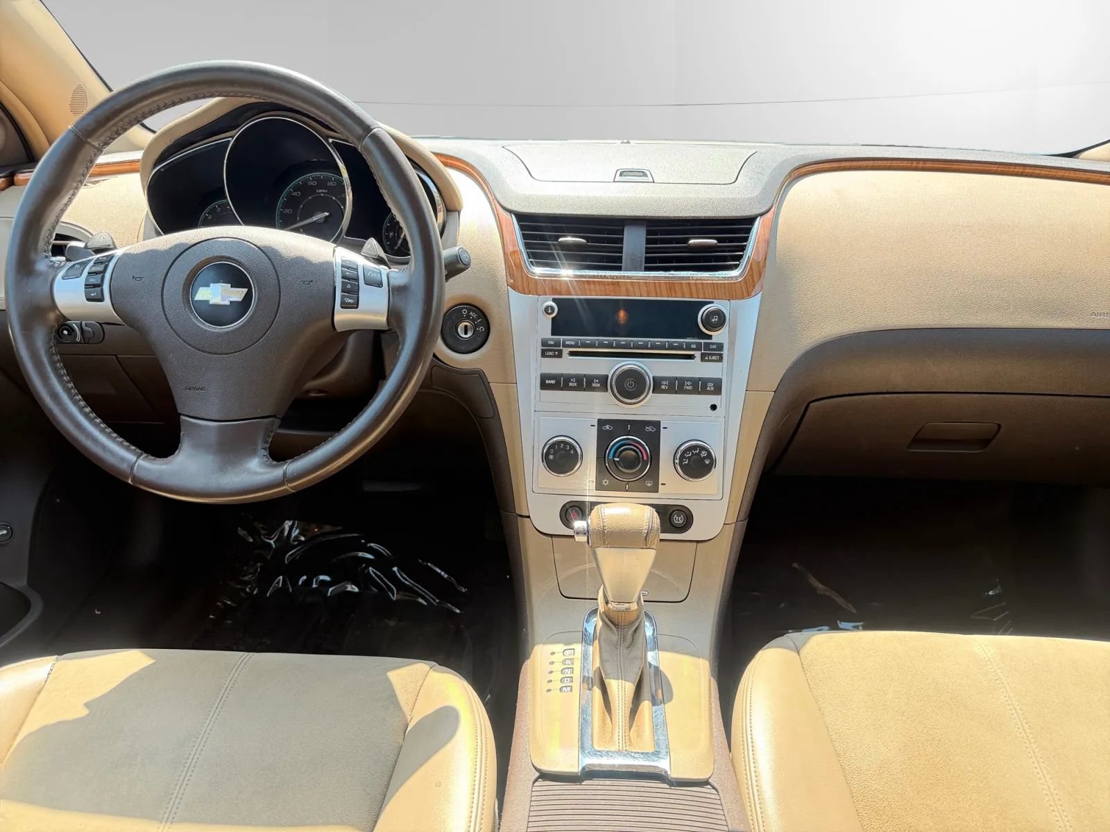 Used 2009 Chevrolet Malibu LT w/ HFV6 Engine Package FWD image 10