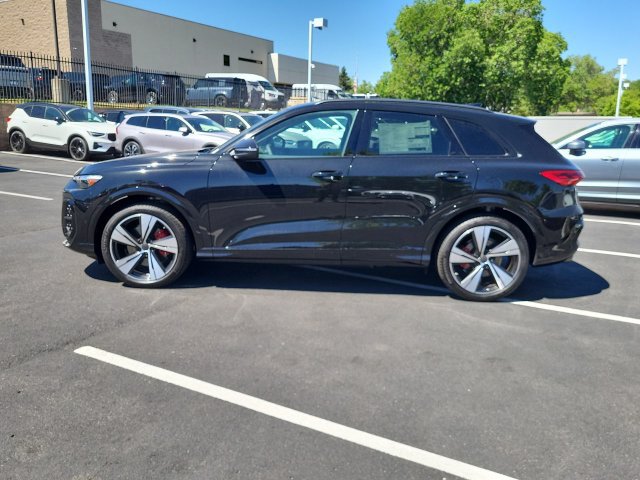 New 2026 Audi SQ5 Premium Plus AWD/4WD image 3