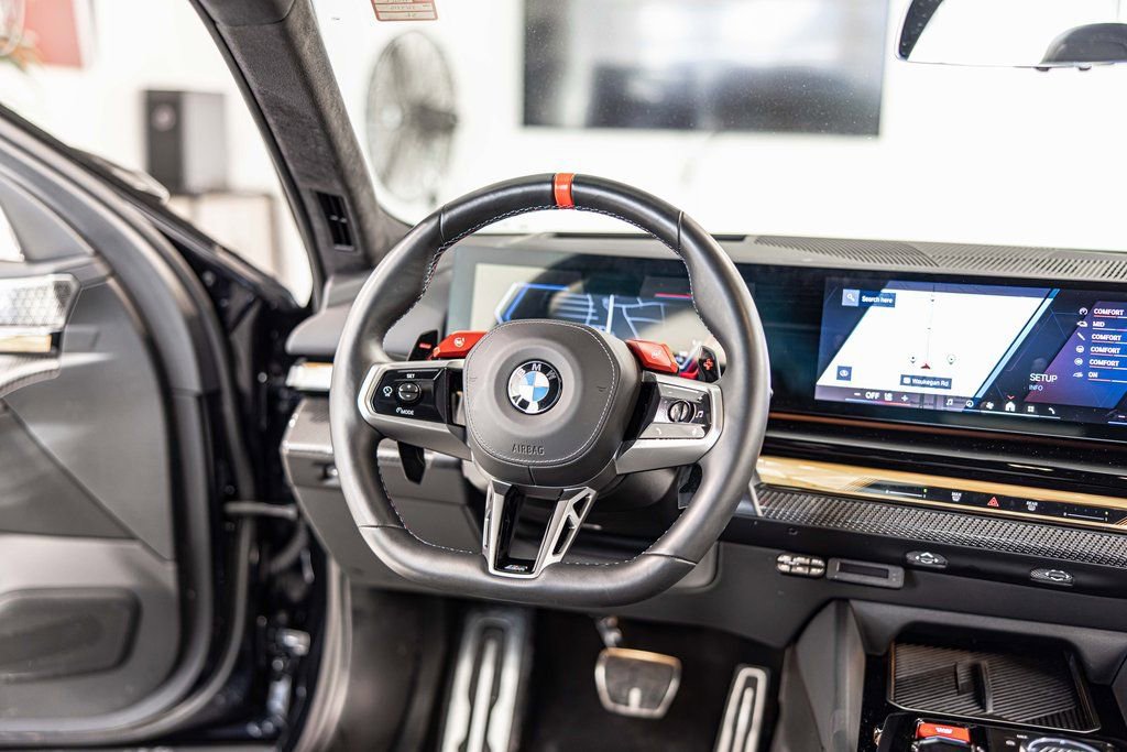 Used 2025 BMW M5 w/ Carbon Package AWD/4WD image 36