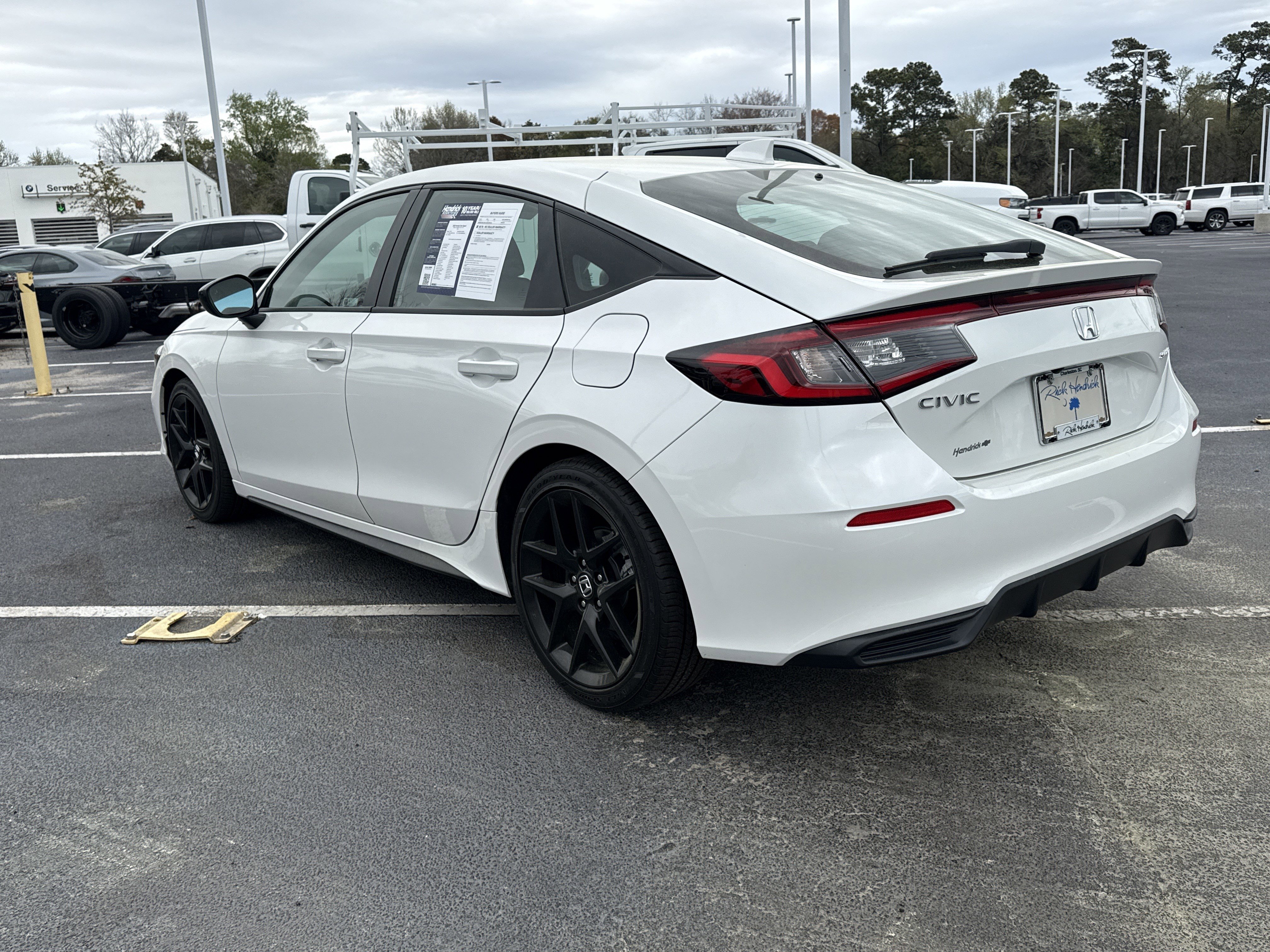 Used 2025 Honda Civic Sport image 12