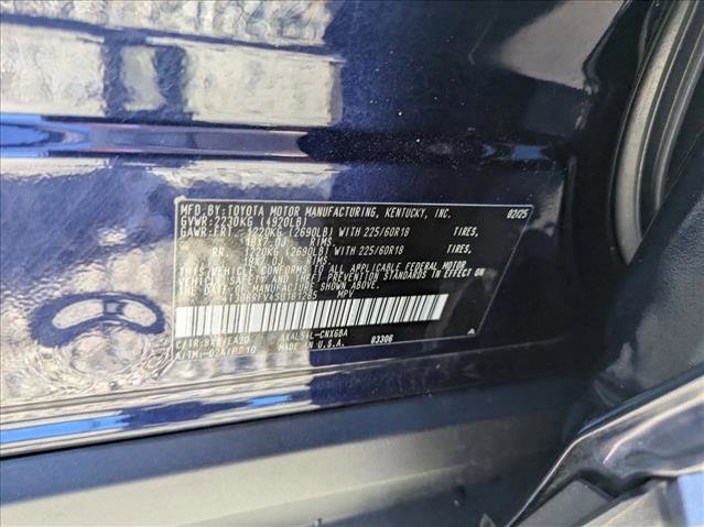 Used 2025 Toyota RAV4 Limited image 25