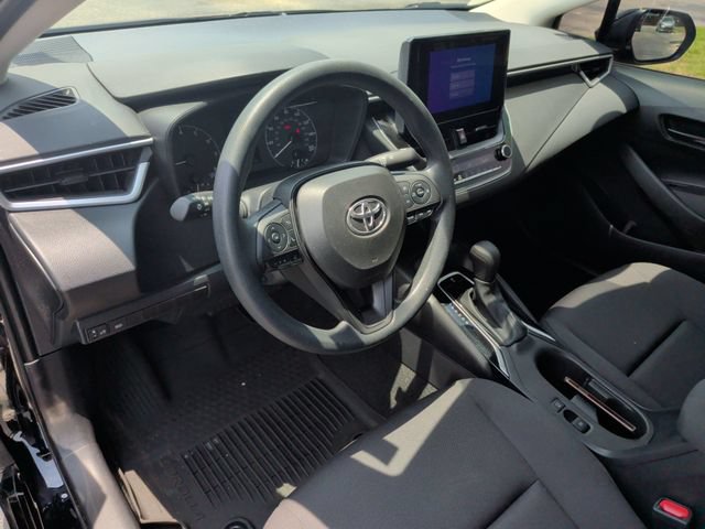 Used 2024 Toyota Corolla LE FWD image 17