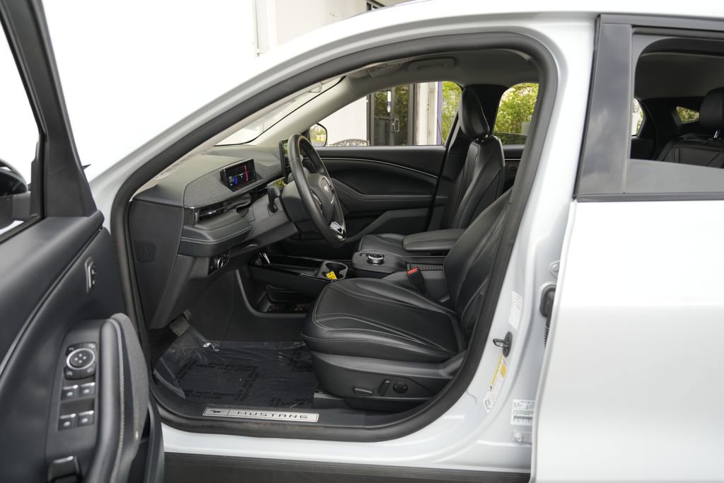Used 2023 Ford Mustang Mach-E Premium AWD/4WD image 17