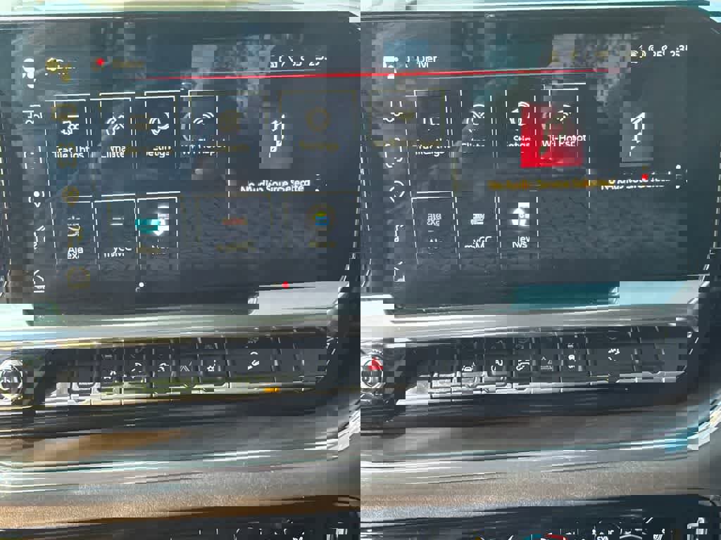 Used 2023 GMC Sierra 1500 SLT w/ SLT Premium Package image 26