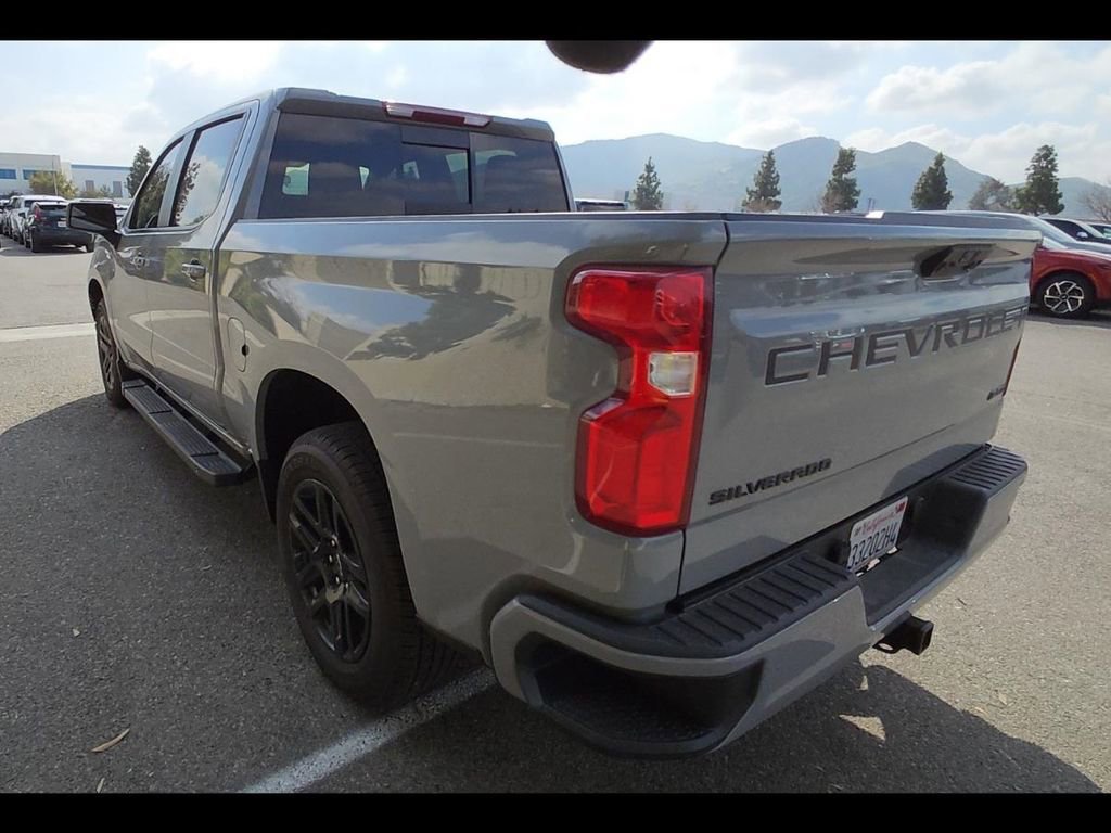 Used 2025 Chevrolet Silverado 1500 RST w/ Convenience Package II RWD image 7