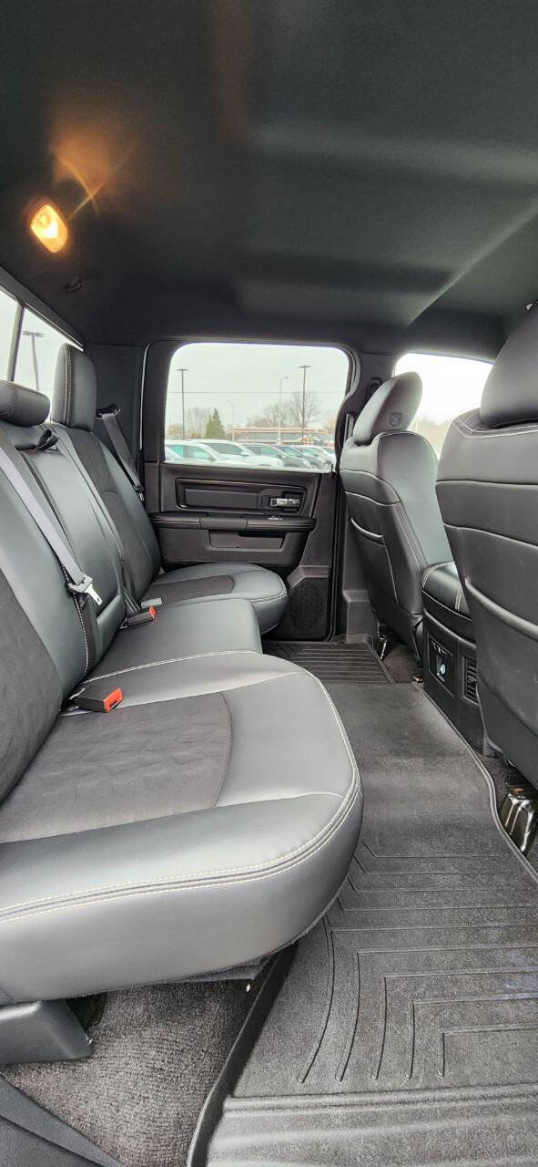 Used 2018 RAM 1500 Rebel w/ Luxury Group image 29