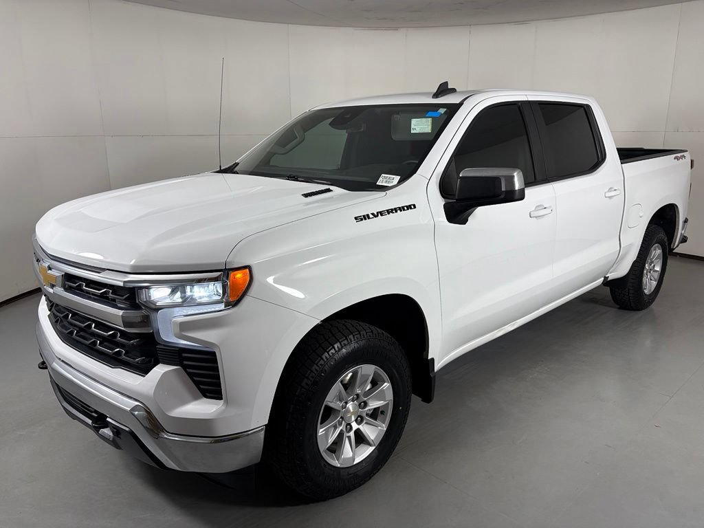 Certified 2022 Chevrolet Silverado 1500 LT w/ Protection Package AWD/4WD image 5