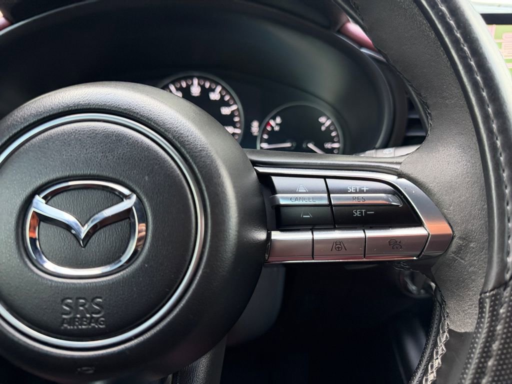 Used 2022 MAZDA MAZDA3 s image 27
