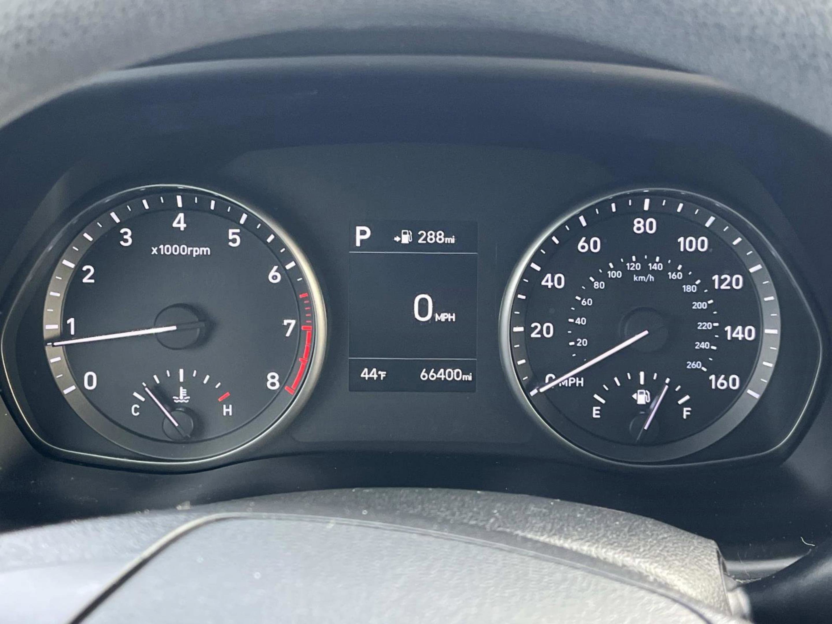 Used 2018 Hyundai Elantra GT image 37