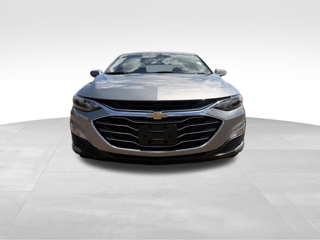 Used 2024 Chevrolet Malibu LT image 9