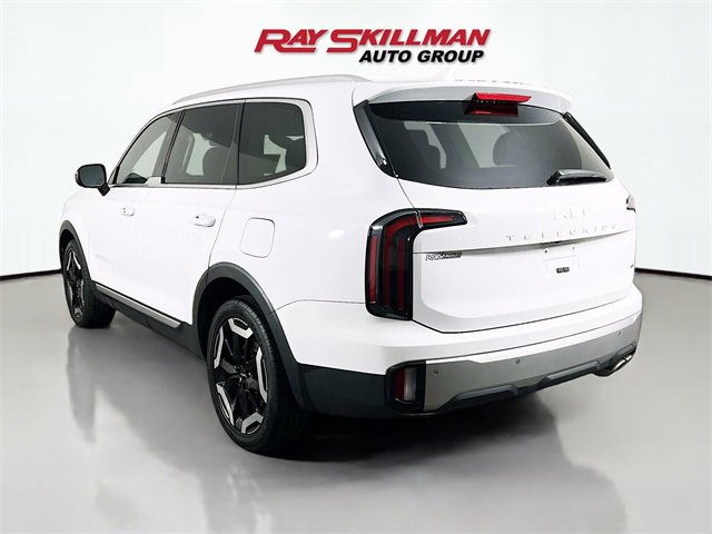 Used 2023 Kia Telluride EX w/ EX Captain's Chair Package image 5