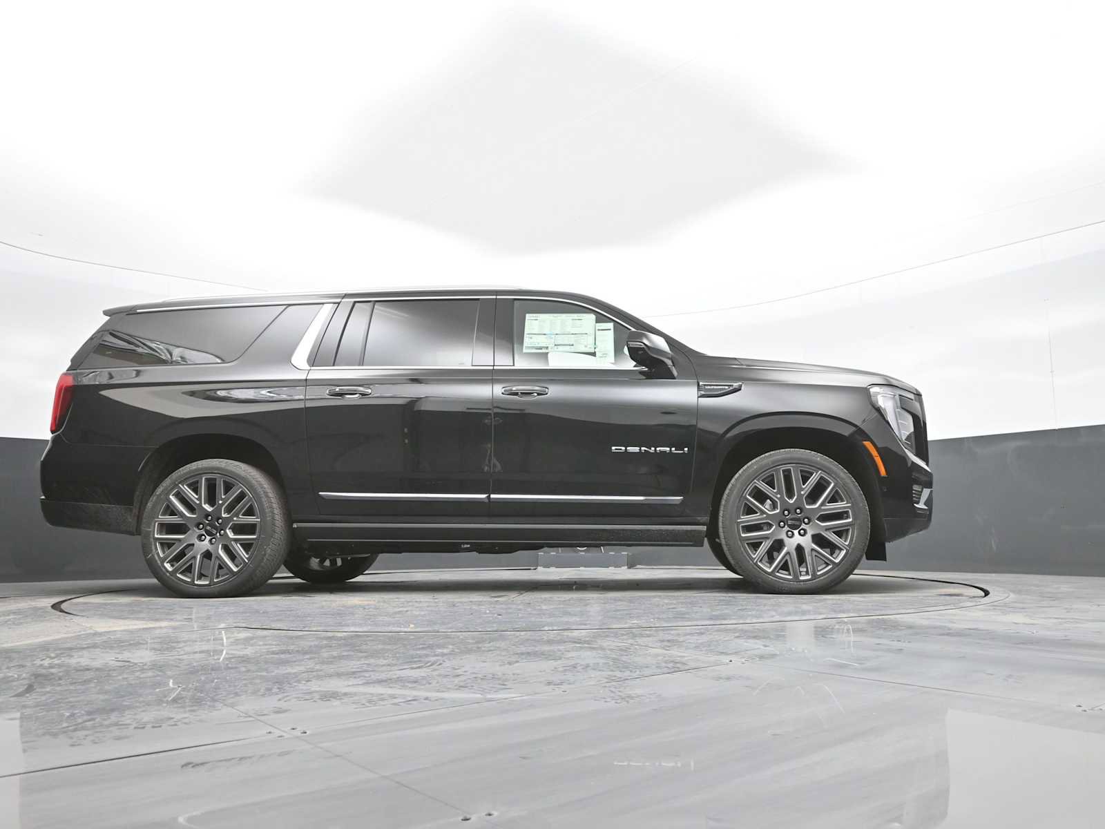 New 2026 GMC Yukon XL Denali Ultimate image 25
