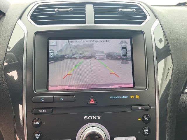 Used 2019 Ford Explorer Sport AWD/4WD image 3