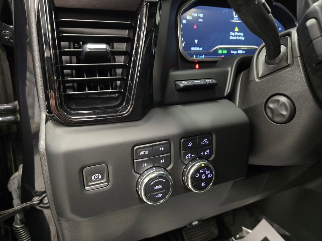 Used 2023 GMC Sierra 1500 AT4X image 33