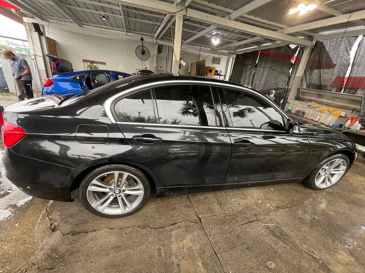 Used 2018 BMW 330i Sedan w/ Convenience Package RWD image 5