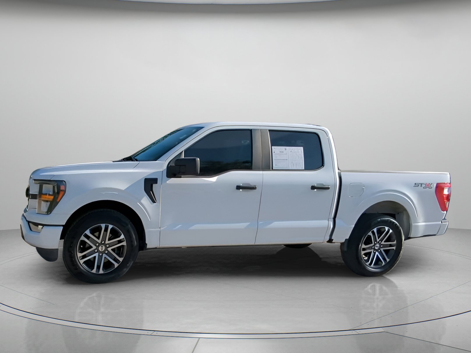 Used 2023 Ford F150 XL w/ STX Appearance Package RWD image 15