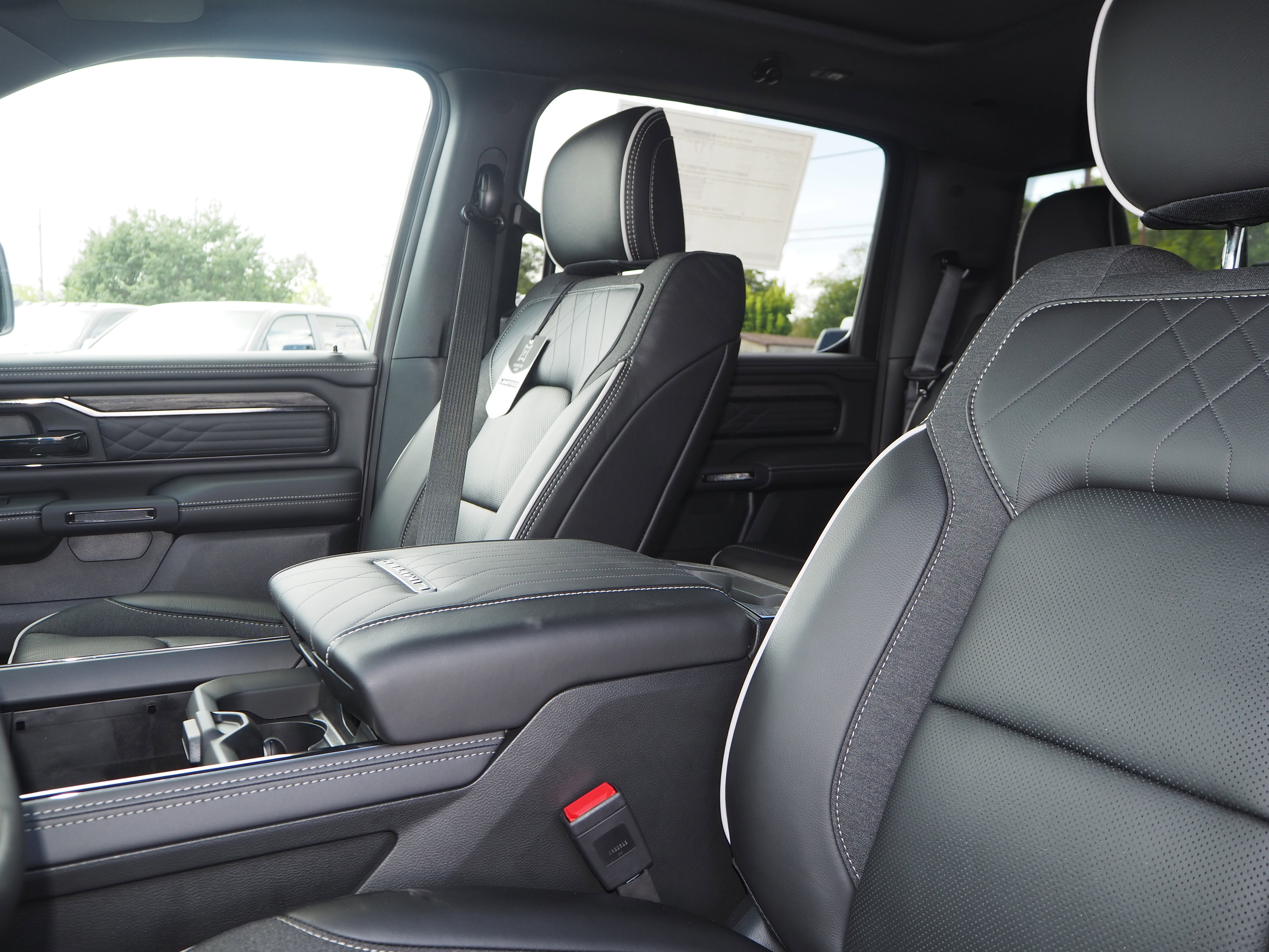 New 2026 RAM 1500 Limited AWD/4WD image 13