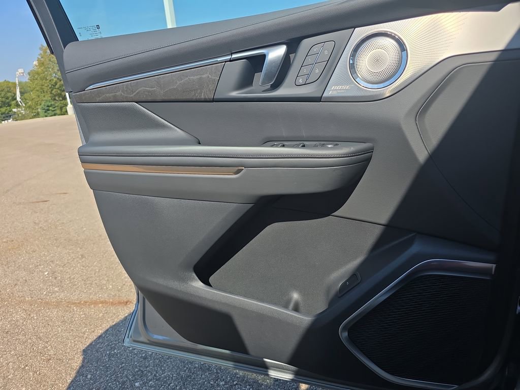 New 2026 Buick Enclave Avenir w/ Super Cruise Package image 28