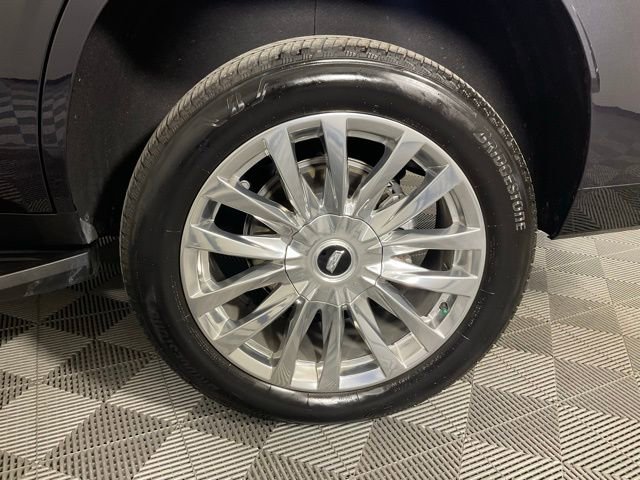 Certified 2024 Cadillac Escalade Premium Luxury image 36