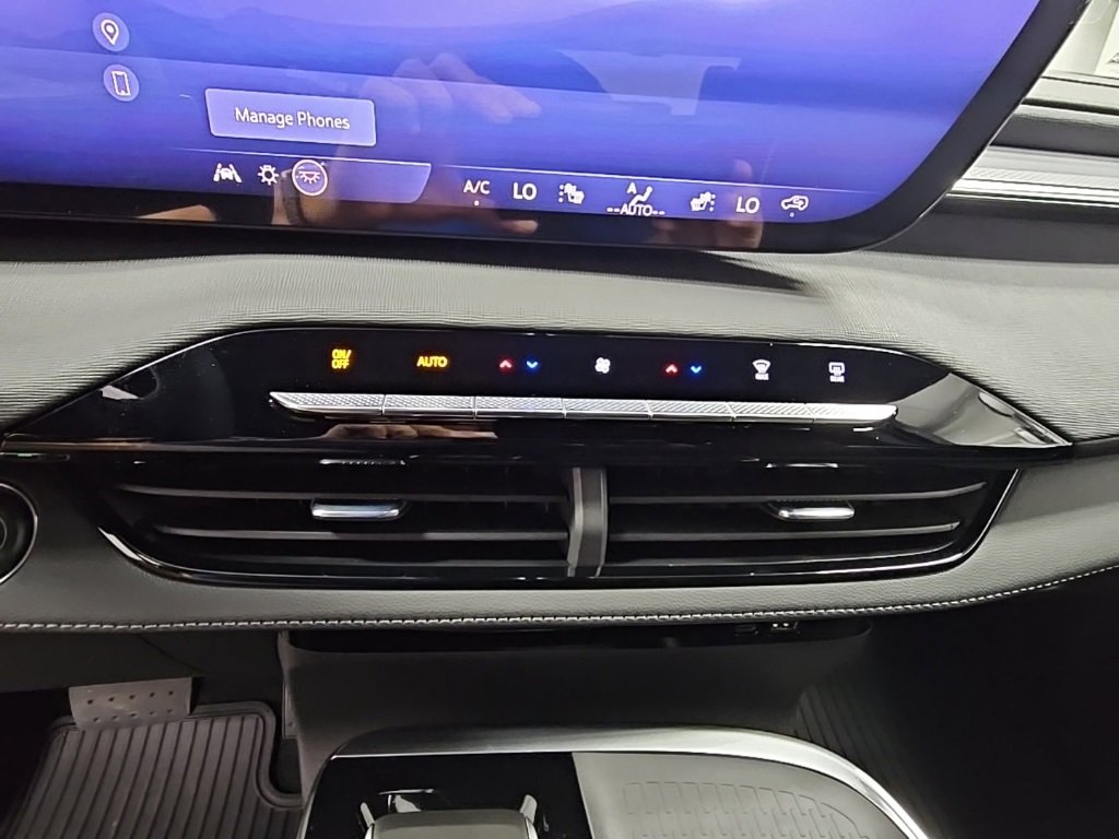 New 2026 Buick Enclave Sport Touring w/ Power Package image 19