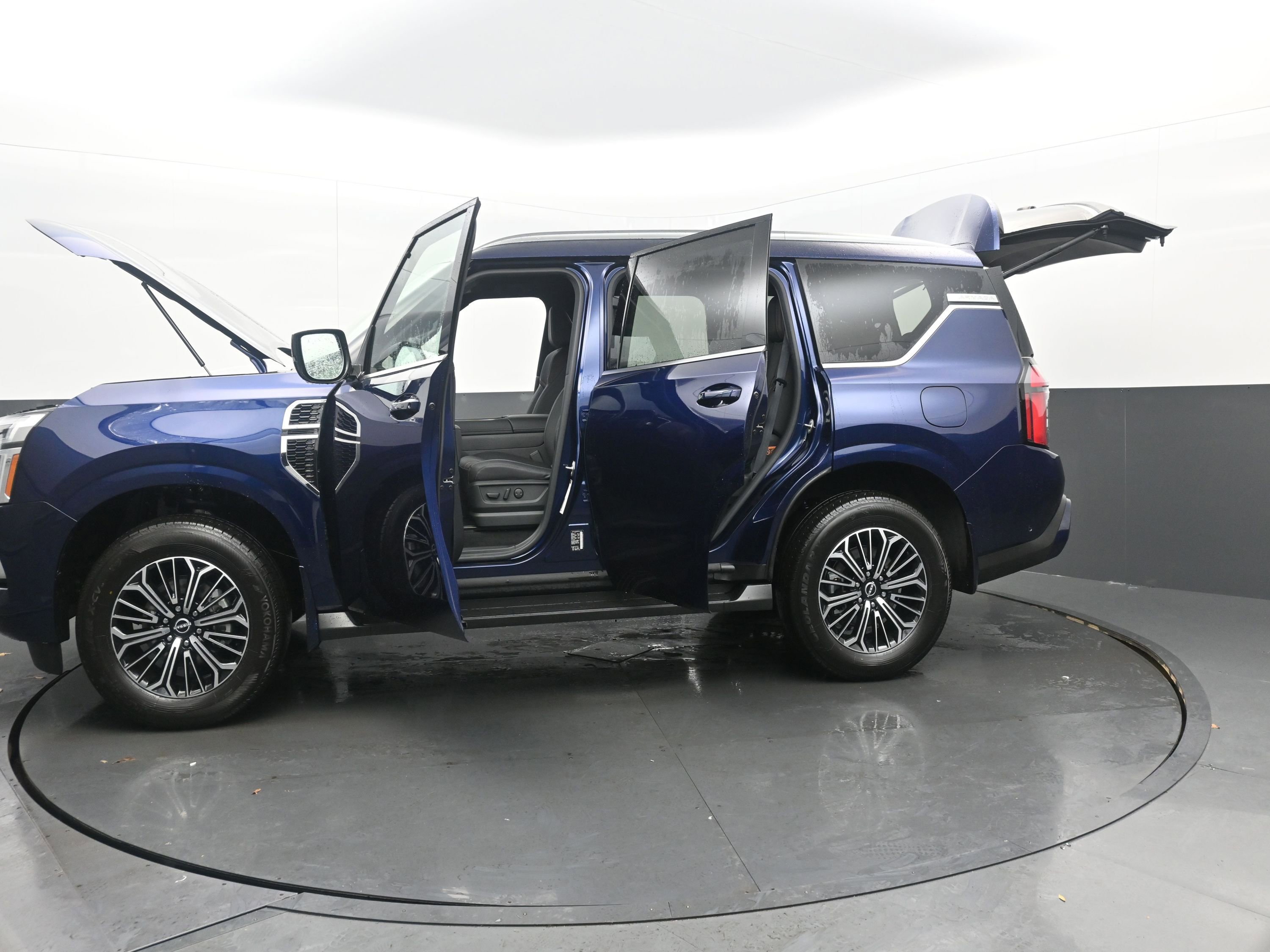 New 2025 Nissan Armada SL image 42